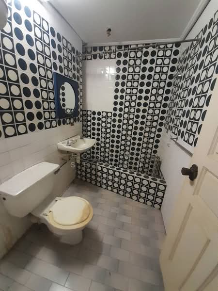 Bungalow for Sale in Taman Damansara Endah (Damansara Heights) - Joshua Selvan - Bathroom - PropertyGuru.com.my