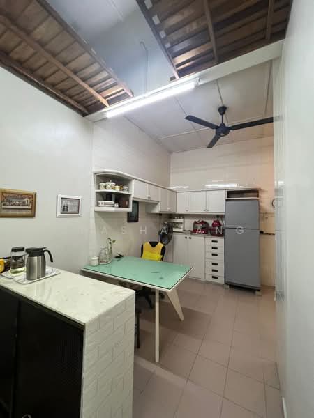 1.5-storey Terraced House for Sale in Taman Molek (Johor Bahru) - Shasha Ang - PropertyGuru.com.my