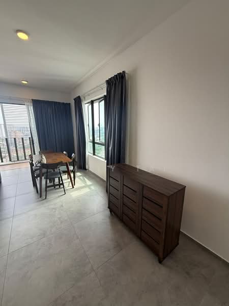 Kondominium untuk Disewa di SkyVogue - Emily Tai - Dining Room - PropertyGuru.com.my