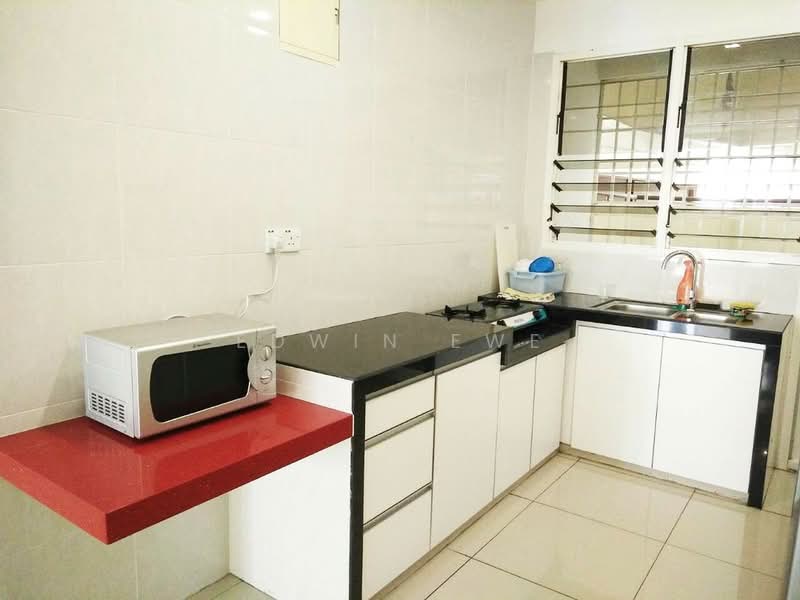 Kondominium untuk Disewa di Gurney Park Condominium - Edwin Ewe - Kitchen - PropertyGuru.com.my