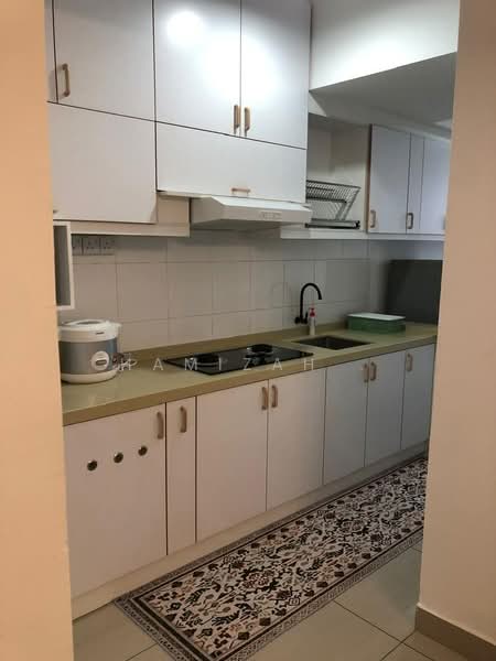 Servis Apartment untuk Disewa di De Centrum Residences - Hamizah . - Kitchen - PropertyGuru.com.my