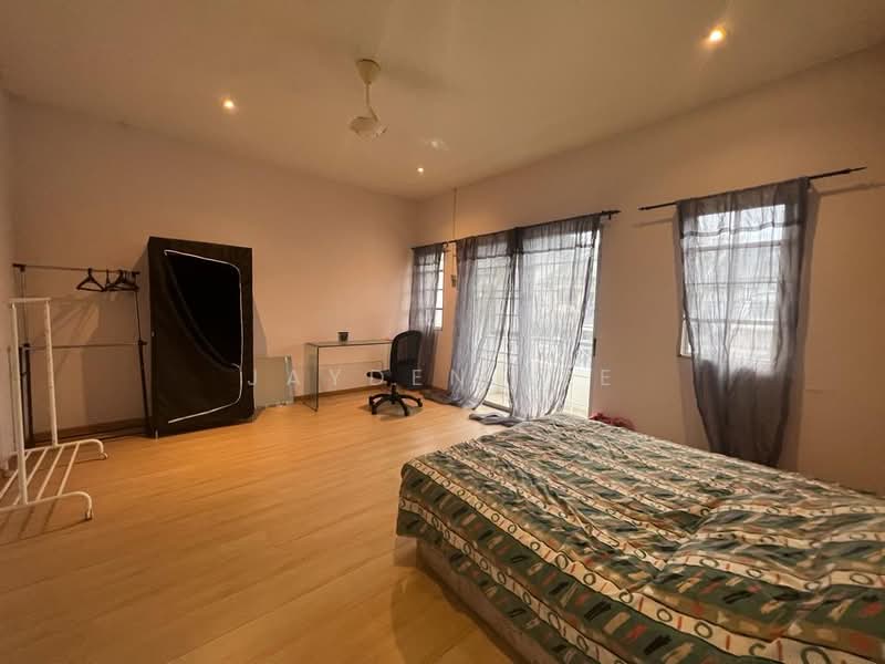 Rumah Teres 2 Tingkat untuk Dijual di Taman Wawasan (Puchong) - Jayden Lee - Bedroom - PropertyGuru.com.my