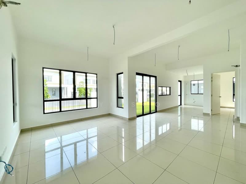 2-storey Terraced House for Sale in Telok Panglima Garang (Selangor) - Elyn Soo - Living Room - PropertyGuru.com.my