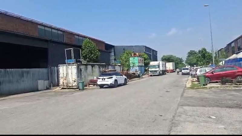 Kilang untuk Disewa di Shah Alam (Selangor) - Esther Low - Exterior - PropertyGuru.com.my