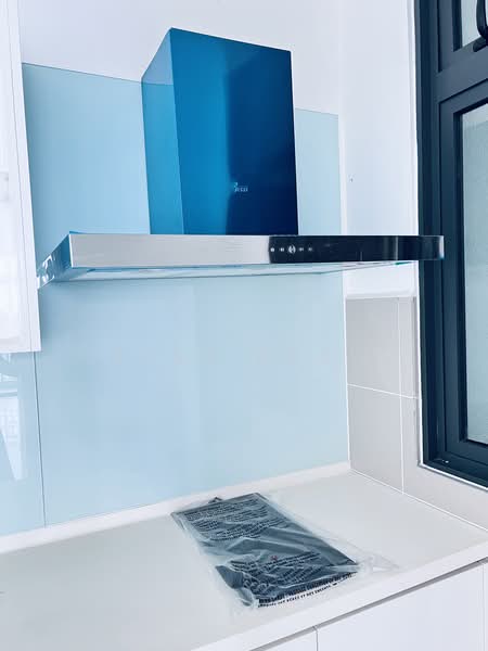 Service Residence for Sale at 8Scape Residence @ Sutera - Zenz Koay - Kitchen - PropertyGuru.com.my