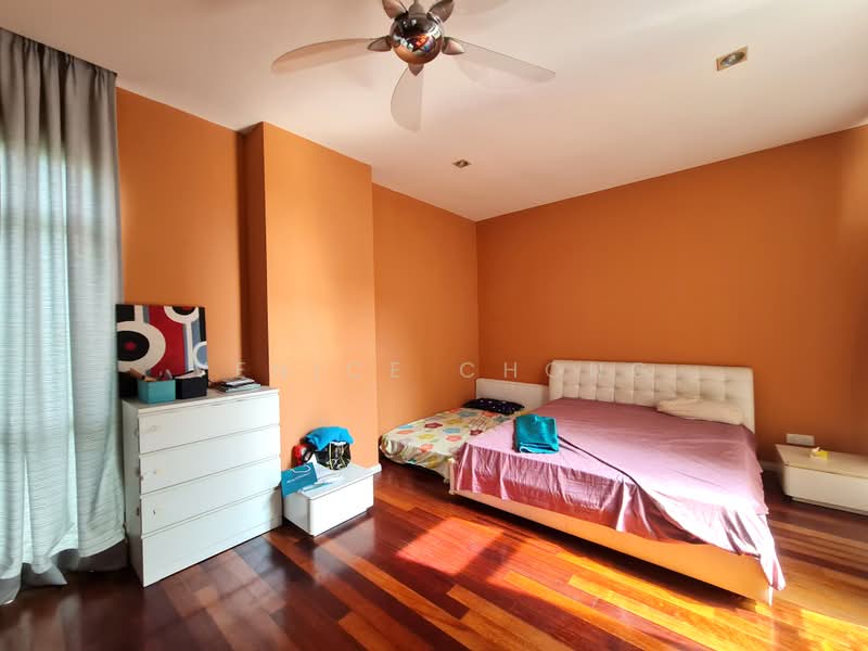 Bungalow for Sale in Bukit Gita Bayu (Seri Kembangan) - Venice Chong - Bedroom - PropertyGuru.com.my