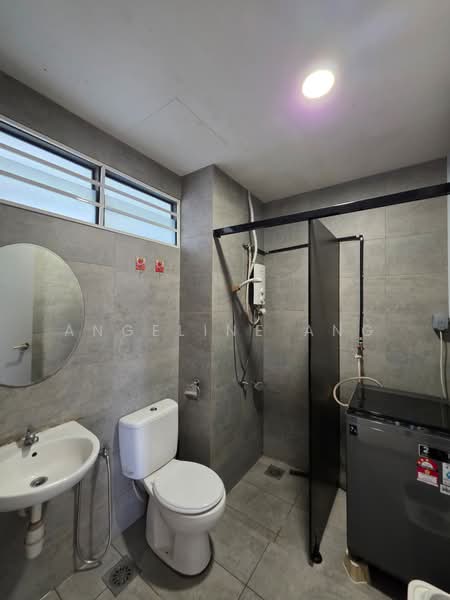 Servis Apartment untuk Dijual di USJ One (You One) - ANGELINE ANG - Bathroom - PropertyGuru.com.my
