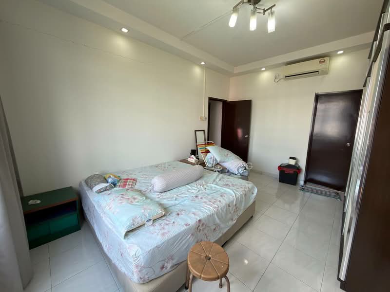 Pangsapuri untuk Dijual di Sri Akasia - Shu Ying - Bedroom - PropertyGuru.com.my