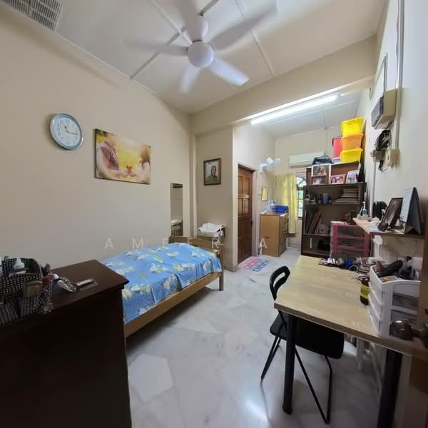 1-storey Terraced House for Sale in Taman Setapak (Setapak) - Ameer Ali - Bedroom - PropertyGuru.com.my