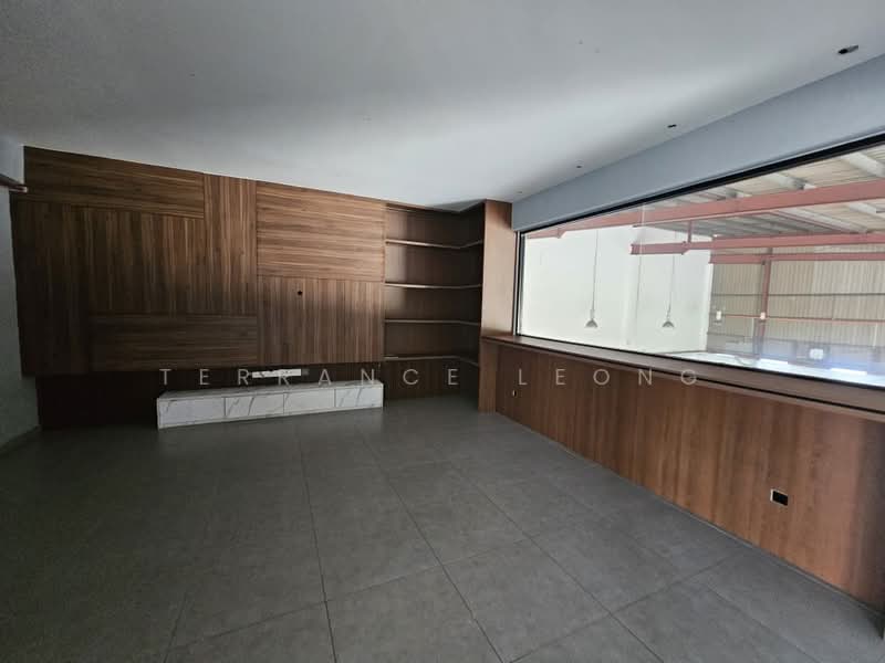Semi-D Factory for Rent in Balakong (Selangor) - Terrance Leong - Living Room - PropertyGuru.com.my
