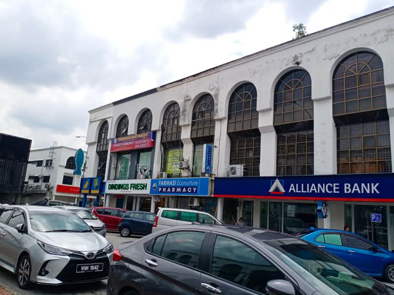 Kedai untuk Dijual di Bandar Kajang (Kajang) - Kenny See - Exterior - PropertyGuru.com.my