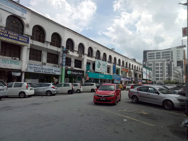 Kedai untuk Dijual di Bandar Kajang (Kajang) - Kenny See - Exterior - PropertyGuru.com.my