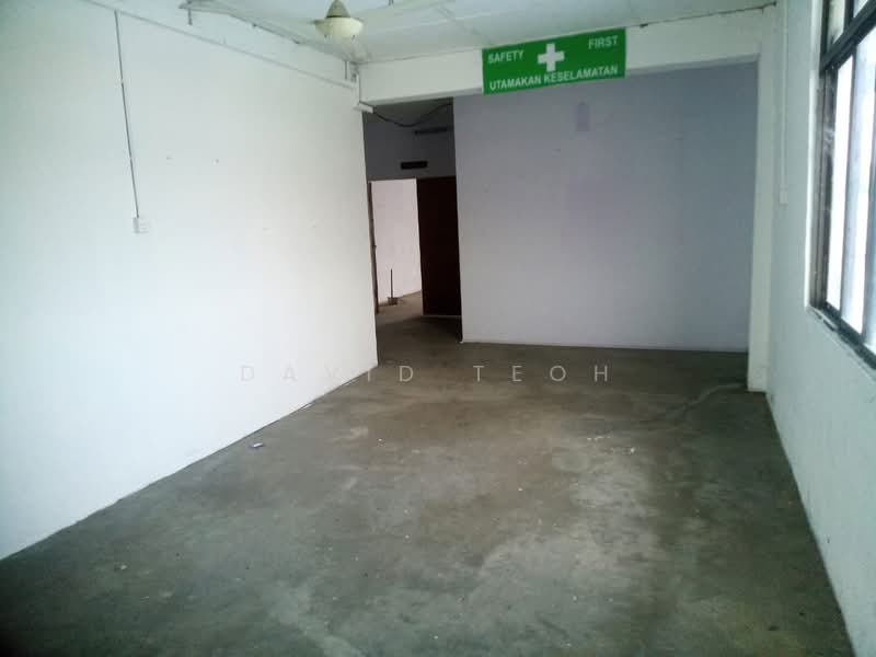 Shop / Office for Rent in Taman Merak (Simpang Ampat) - David Teoh - Interior - PropertyGuru.com.my
