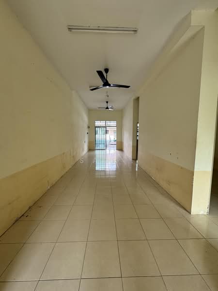 1-storey Terraced House for Rent in Shah Alam (Selangor) - San . - Corridor - PropertyGuru.com.my
