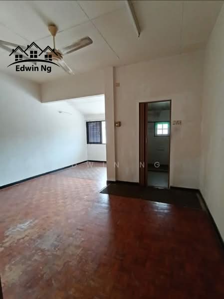 Rumah Teres 2-Tingkat untuk Dijual di Sungai Ara (Penang) - Edwin Ng - Living Room - PropertyGuru.com.my