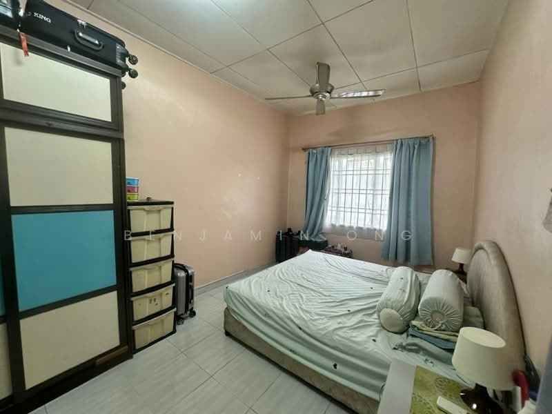 Apartment for Sale at Sri Kenari Apartment - Benjamin Ong - Bedroom - PropertyGuru.com.my