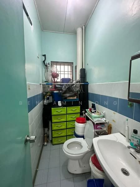 Apartment for Sale at Sri Kenari Apartment - Benjamin Ong - Bathroom - PropertyGuru.com.my