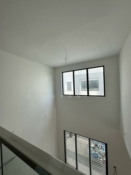 3-storey Terraced House for Sale in Taman Villa Perdana (Kajang) - Esharani . - PropertyGuru.com.my