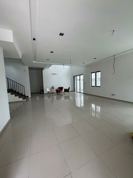 3-storey Terraced House for Sale in Taman Villa Perdana (Kajang) - Esharani . - PropertyGuru.com.my