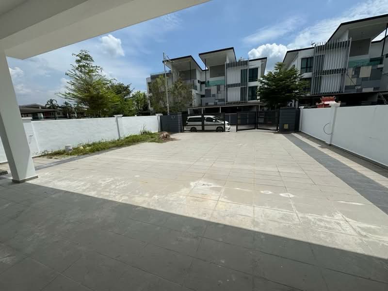 3-storey Terraced House for Sale in Taman Villa Perdana (Kajang) - Esharani . - PropertyGuru.com.my