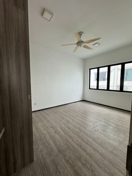 3-storey Terraced House for Sale in Taman Villa Perdana (Kajang) - Esharani . - PropertyGuru.com.my