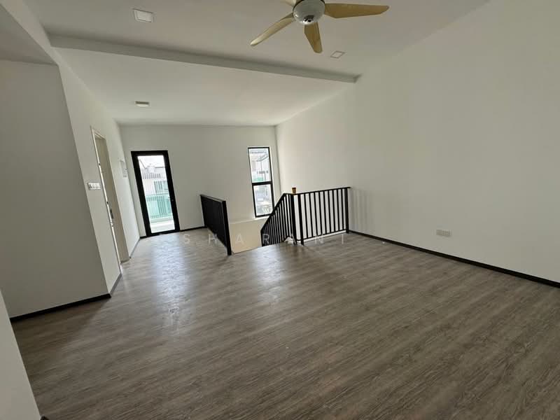 3-storey Terraced House for Sale in Taman Villa Perdana (Kajang) - Esharani . - PropertyGuru.com.my