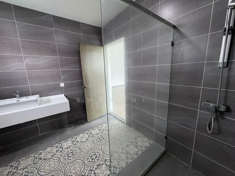 3-storey Terraced House for Sale in Taman Villa Perdana (Kajang) - Esharani . - PropertyGuru.com.my