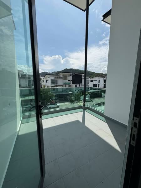3-storey Terraced House for Sale in Taman Villa Perdana (Kajang) - Esharani . - PropertyGuru.com.my