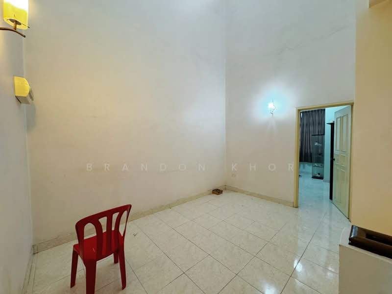 Rumah Teres 2 Tingkat untuk Dijual di Taman Desa Cemerlang (Ulu Tiram) - Brandon Khor - PropertyGuru.com.my