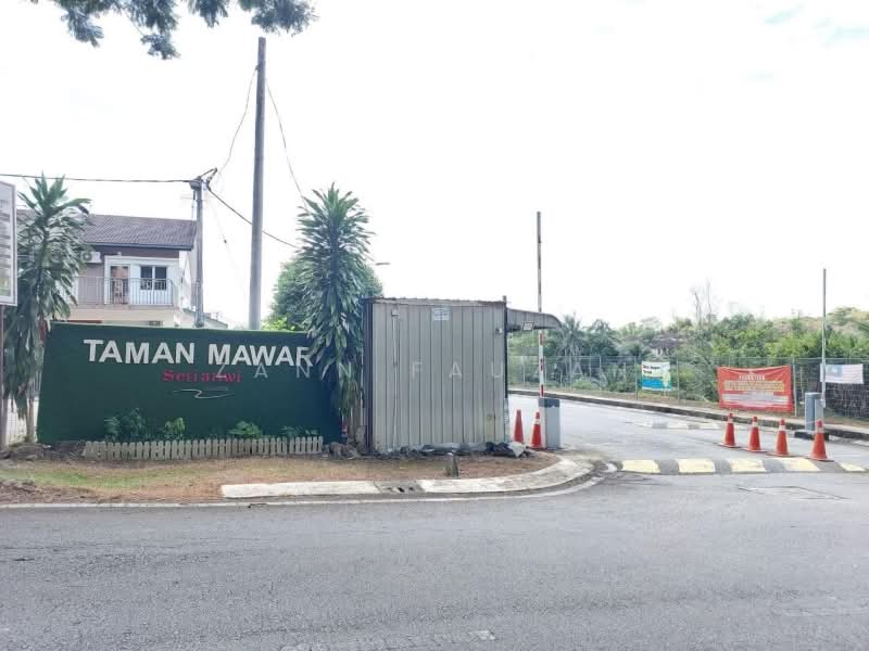 Rumah Teres 2 Tingkat untuk Dijual di Bandar Baru Bukit Beruntung (Serendah) - Zann Fauzan - Exterior - PropertyGuru.com.my