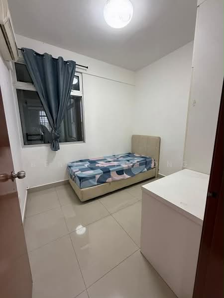 Service Residence for Sale at Larkin Heights - Benjamin Ong - Bedroom - PropertyGuru.com.my