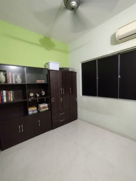 Condominium for Sale at Petaling Indah Condominiums - Alice Tang - Bedroom 2 - PropertyGuru.com.my