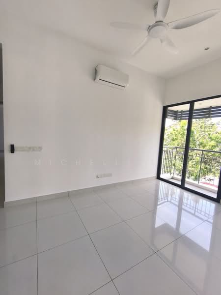 Semi-Detached House for Rent in Telok Panglima Garang (Selangor) - Michelle Lee - Balcony - PropertyGuru.com.my