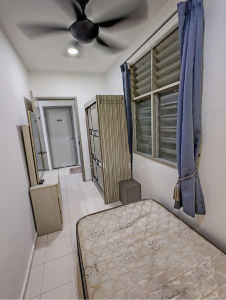Pangsapuri untuk Disewa di Villa Krystal @ Bandar Selesa Jaya - Nick Tay - Bedroom - PropertyGuru.com.my