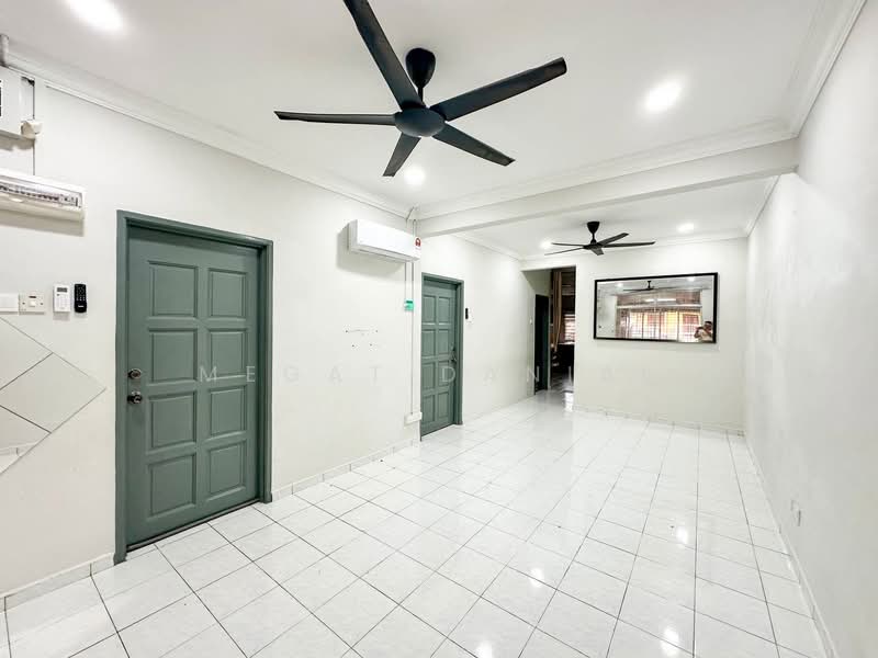 Terraced House for Sale in Bandar Baru Nilai (Nilai) - Megat Danial - PropertyGuru.com.my