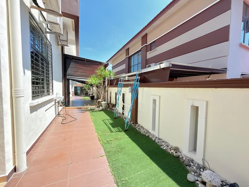 Semi-Detached House for Sale in Taman Kluang Setia (Kluang) - May Tan - PropertyGuru.com.my