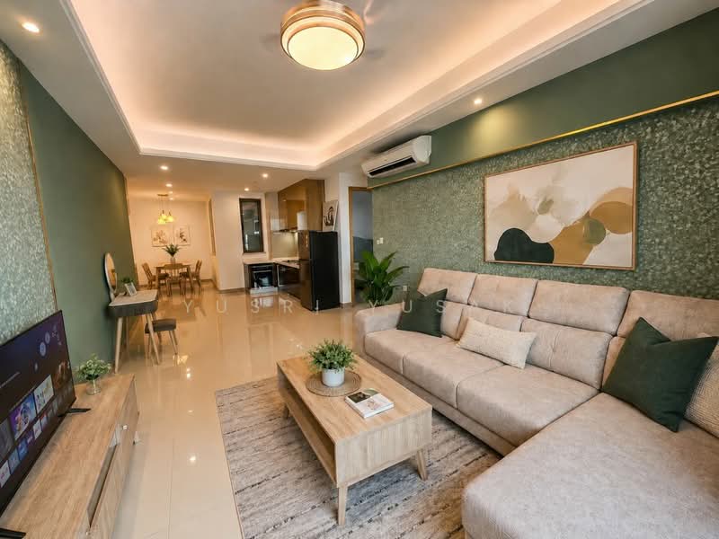 Servis Apartment untuk Disewa di R&F Princess Cove Phase 1 - Yusri Yusak - Living Room - PropertyGuru.com.my