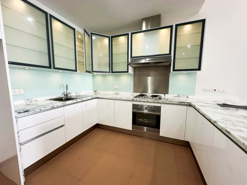 Service Residence for Rent at Straits Quay (The Suites at Waterside) - Jerry Tan - Kitchen - PropertyGuru.com.my