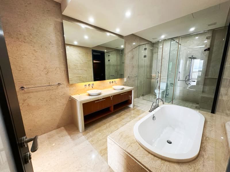 Service Residence for Rent at Straits Quay (The Suites at Waterside) - Jerry Tan - Bathroom - PropertyGuru.com.my