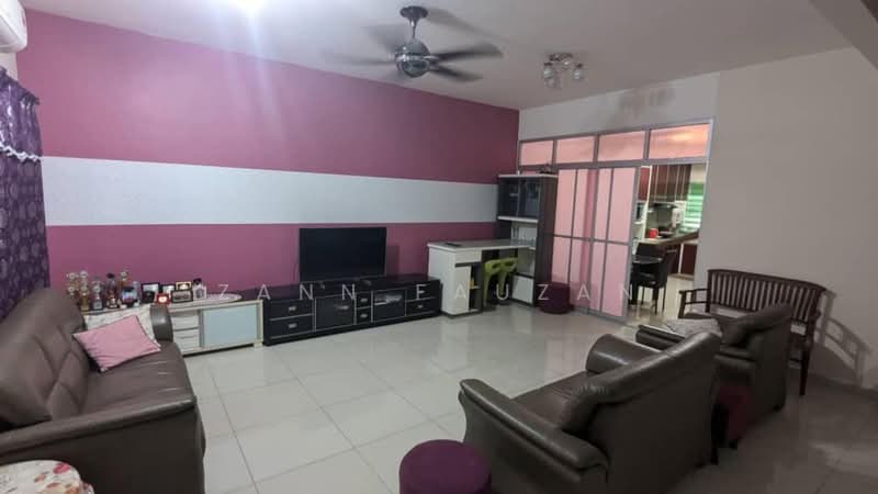 Rumah Teres untuk Dijual di Rawang (Selangor) - Zann Fauzan - Living Room - PropertyGuru.com.my