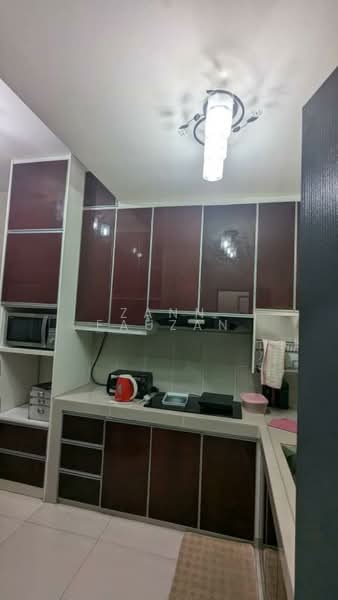 Rumah Teres untuk Dijual di Rawang (Selangor) - Zann Fauzan - Kitchen - PropertyGuru.com.my