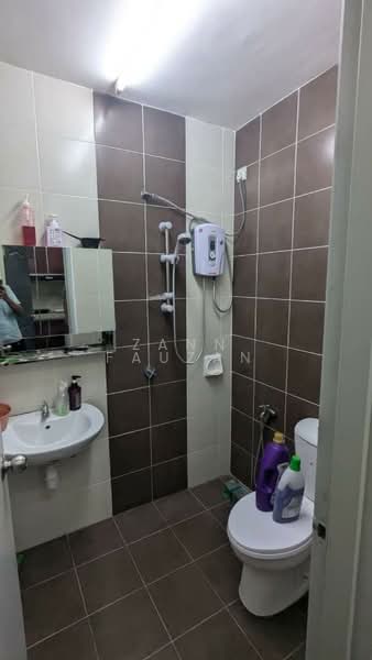 Rumah Teres untuk Dijual di Rawang (Selangor) - Zann Fauzan - Bathroom - PropertyGuru.com.my
