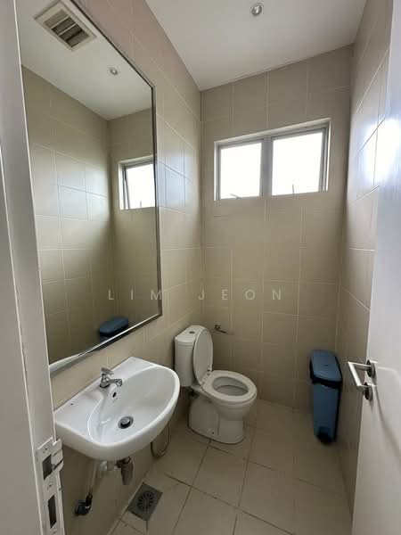 Shop / Office for Rent in Klang (Selangor) - Lim Jeon - Bathroom - PropertyGuru.com.my