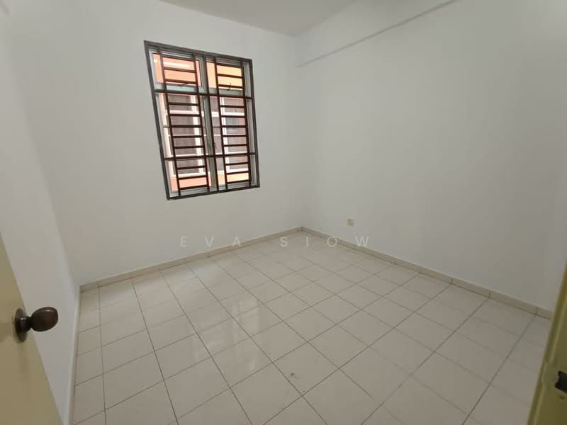 Pangsapuri untuk Disewa di Villa Bestari Apartment - Eva Siow - Interior - PropertyGuru.com.my