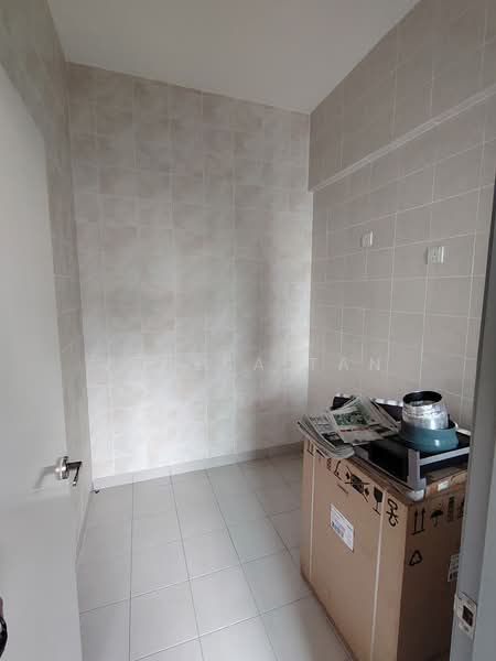 Condominium for Sale at KM1 West - Venesa Tan - PropertyGuru.com.my