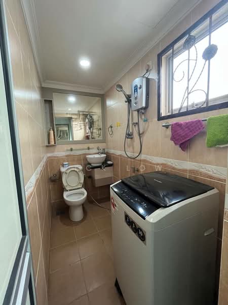 Servis Apartment untuk Disewa di The Embassy (Bangunan Duta Impian) - Nick Low - Bathroom - PropertyGuru.com.my