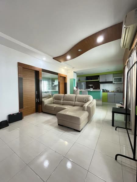 Servis Apartment untuk Disewa di The Embassy (Bangunan Duta Impian) - Nick Low - Living Room - PropertyGuru.com.my