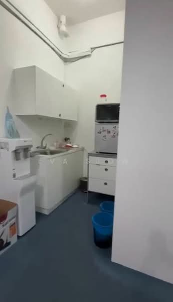 Shop / Office for Sale in Bukit Indah (Iskandar Puteri (Nusajaya)) - Eva Siow - Kitchen - PropertyGuru.com.my