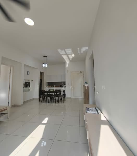 Kediaman Servis untuk Dijual di The Park Sky Residence - Venesa Tan - PropertyGuru.com.my