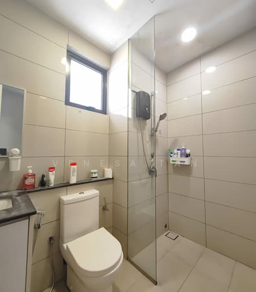 Kediaman Servis untuk Dijual di The Park Sky Residence - Venesa Tan - PropertyGuru.com.my